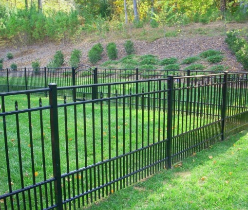 aluminum puppy picket fence